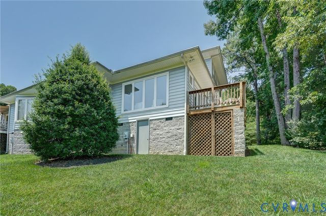 7902 Johnson Rd, North Dinwiddie, VA 23805