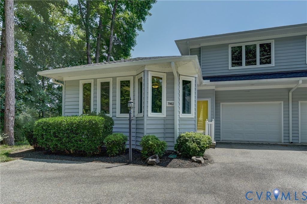 7902 Johnson Rd, North Dinwiddie, VA 23805