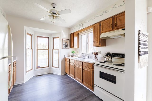 120 Delaina Rose Circle, Clarkson, NY 14420