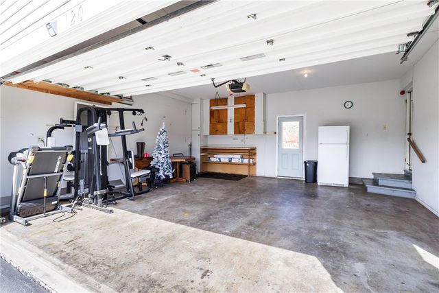 120 Delaina Rose Circle, Clarkson, NY 14420