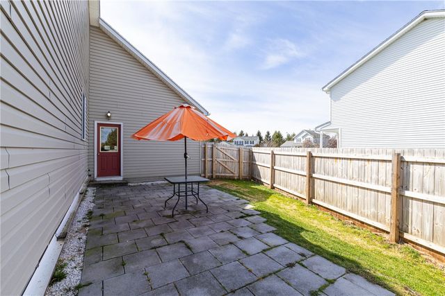 120 Delaina Rose Circle, Clarkson, NY 14420