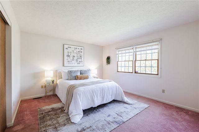 120 Delaina Rose Circle, Clarkson, NY 14420