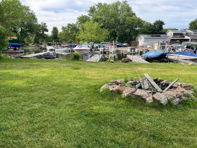 26094 W Ingleside Avenue, Ingleside, IL 60041