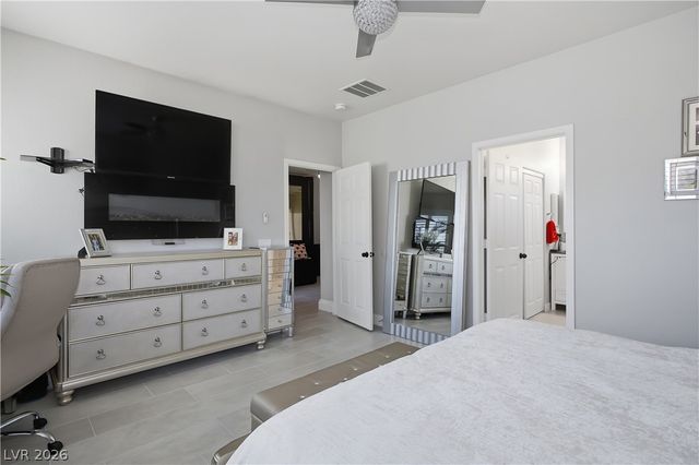 8648 Deering Bay Drive, Las Vegas, NV 89131