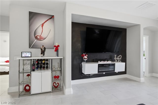 8648 Deering Bay Drive, Las Vegas, NV 89131