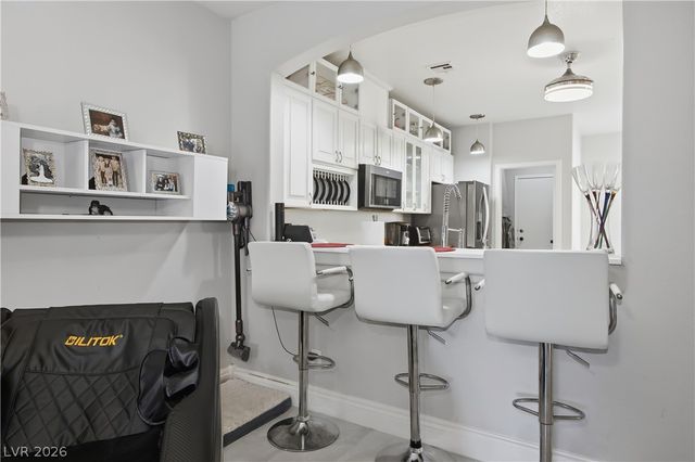 8648 Deering Bay Drive, Las Vegas, NV 89131