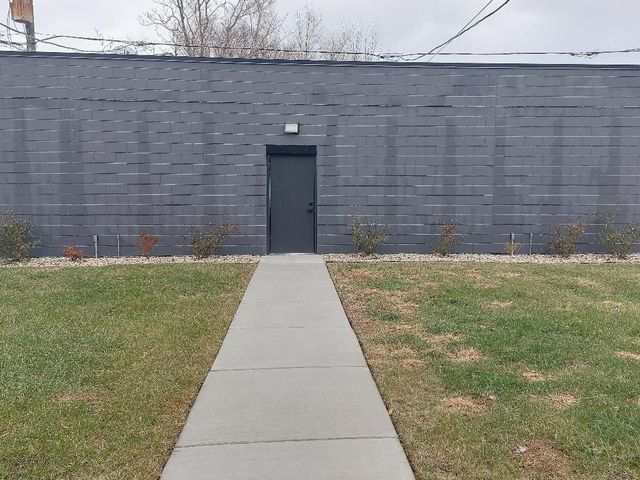 4625 S Michigan Avenue 1, Chicago, IL 60653