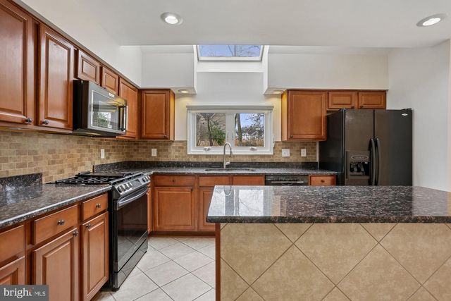 12206 MCDONALD CHAPEL DR, Gaithersburg, MD 20878