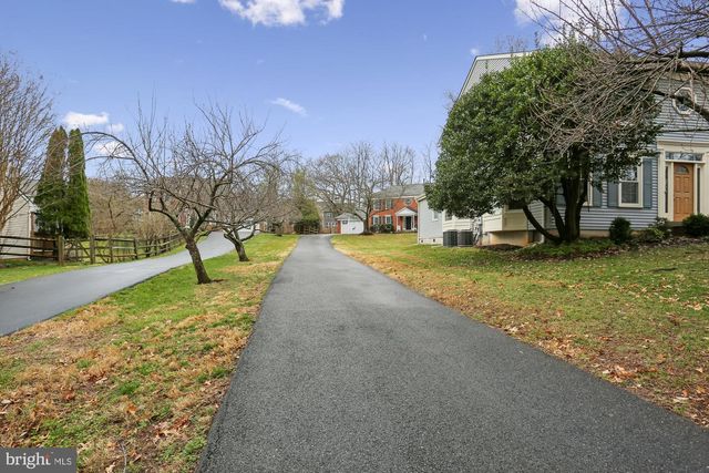 12206 MCDONALD CHAPEL DR, Gaithersburg, MD 20878