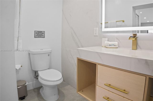 1042 NW 13th Street, Fort Lauderdale, FL 33311