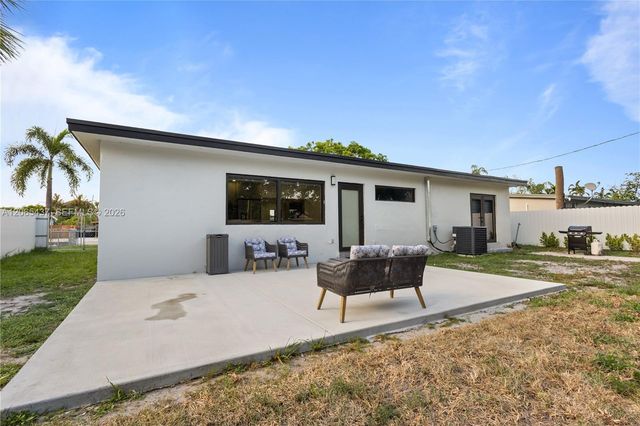 1042 NW 13th Street, Fort Lauderdale, FL 33311