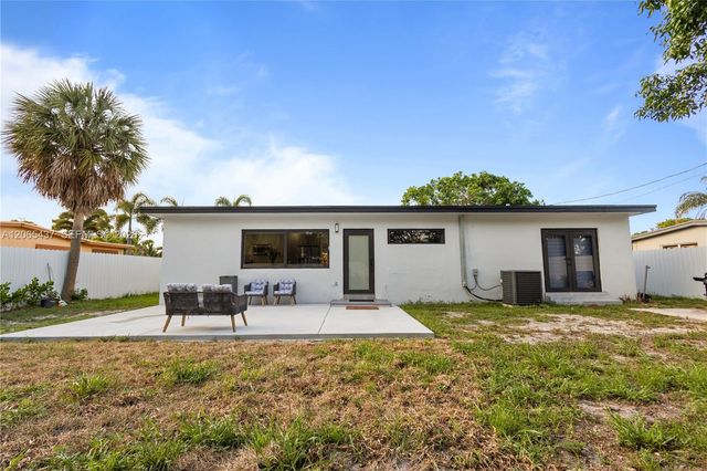 1042 NW 13th Street, Fort Lauderdale, FL 33311