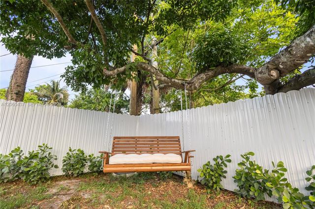 1042 NW 13th Street, Fort Lauderdale, FL 33311