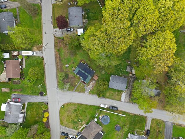 4 Bunker Hill Rd, Leicester, MA 01524