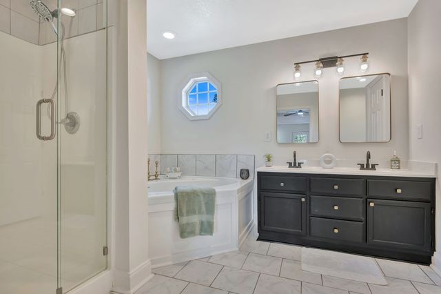 2044 Old Blacktop Road, Mc Ewen, TN 37101