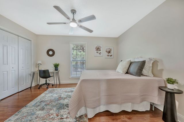 2044 Old Blacktop Road, Mc Ewen, TN 37101