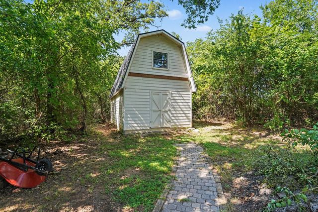 126 Willow Creek Circle, Mansfield, TX 76063
