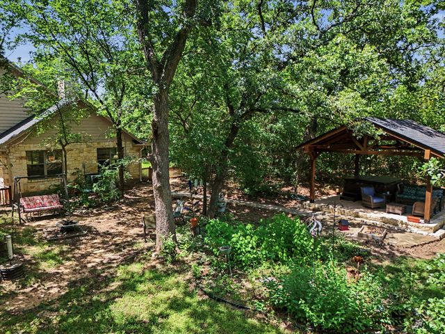 126 Willow Creek Circle, Mansfield, TX 76063