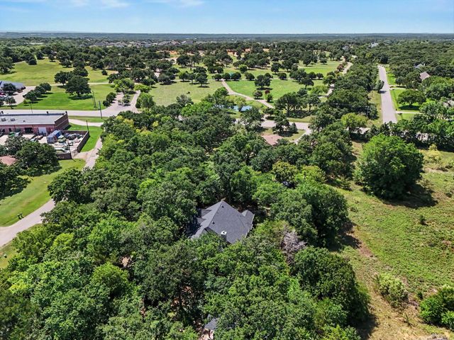 126 Willow Creek Circle, Mansfield, TX 76063