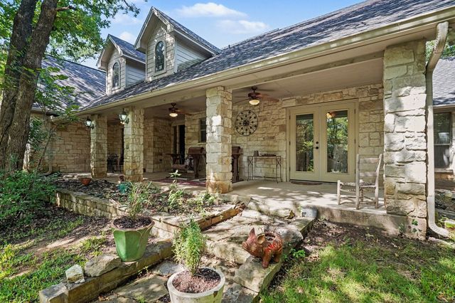 126 Willow Creek Circle, Mansfield, TX 76063