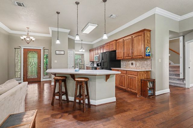 126 Willow Creek Circle, Mansfield, TX 76063