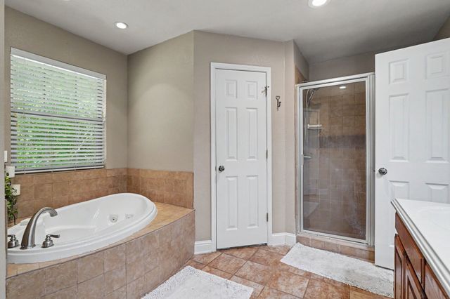126 Willow Creek Circle, Mansfield, TX 76063