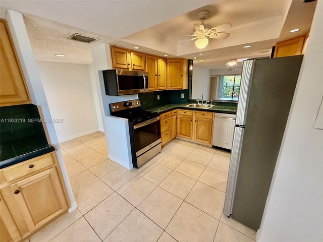 6662 Boca Del Mar Dr 212, Boca Raton, FL 33433