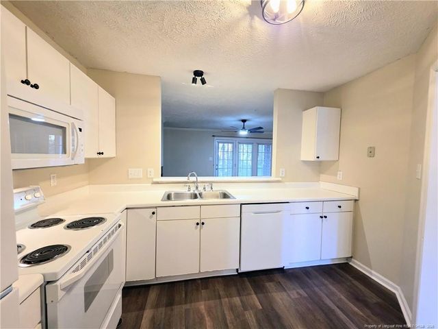 302 Bubble Creek Court 2, Fayetteville, NC 28311