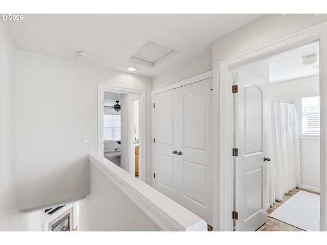 9193 Sw MONTAGE Ln, Portland, OR 97223