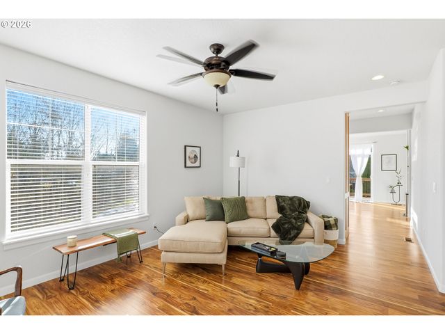 9193 Sw MONTAGE Ln, Portland, OR 97223