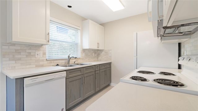 840 CENTER AVENUE 91, Daytona Beach, FL 32117