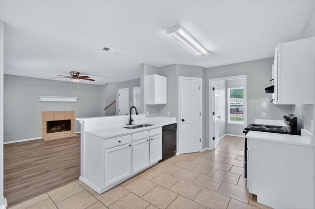 1250 Nancy Lane, Lancaster, TX 75134