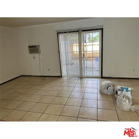 8357 Amigo Avenue, Northridge (los Angeles), CA 91324