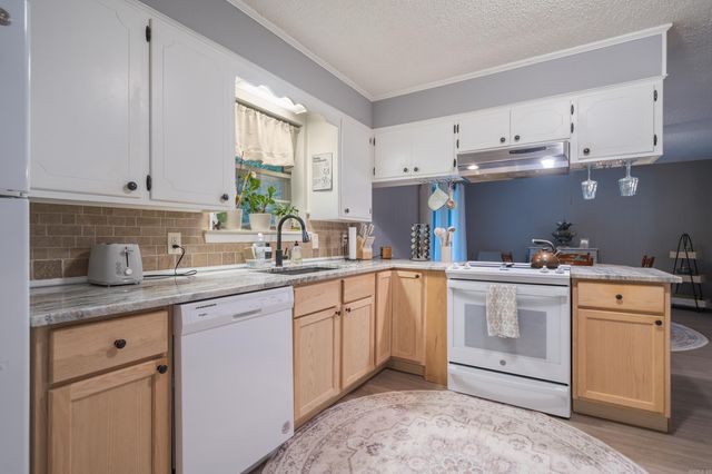 2300 Hobson Avenue, Hot Springs, AR 71913
