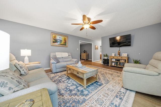 2300 Hobson Avenue, Hot Springs, AR 71913