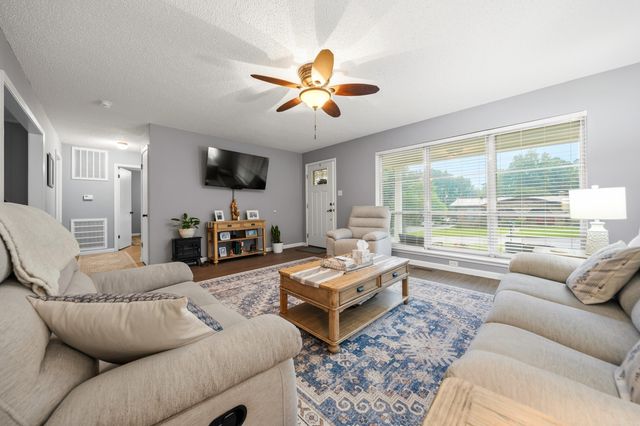 2300 Hobson Avenue, Hot Springs, AR 71913