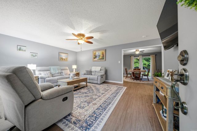 2300 Hobson Avenue, Hot Springs, AR 71913