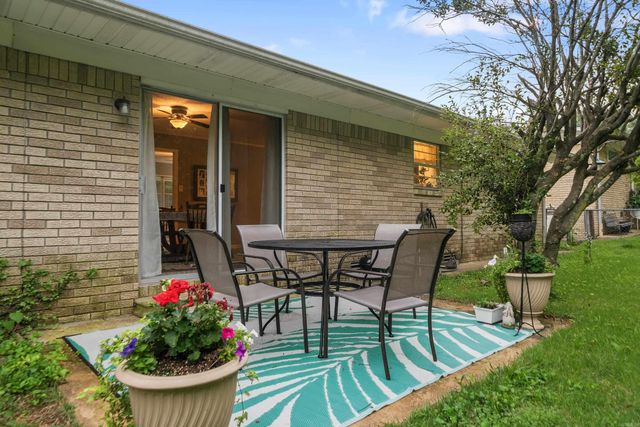 2300 Hobson Avenue, Hot Springs, AR 71913