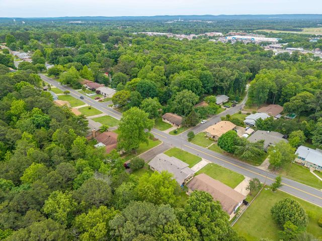 2300 Hobson Avenue, Hot Springs, AR 71913