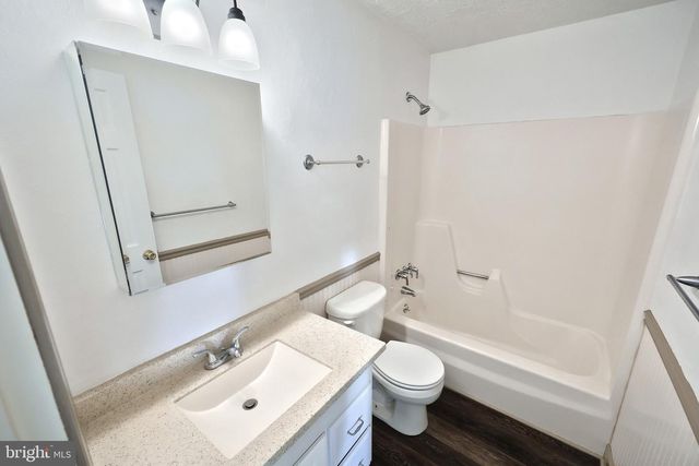 737 ATLANTIC AVE, Red Lion, PA 17356