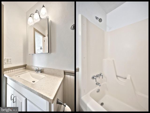 737 ATLANTIC AVE, Red Lion, PA 17356