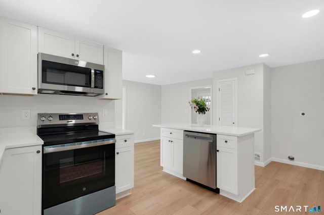 42 Wheeler Drive, Enfield, CT 06082