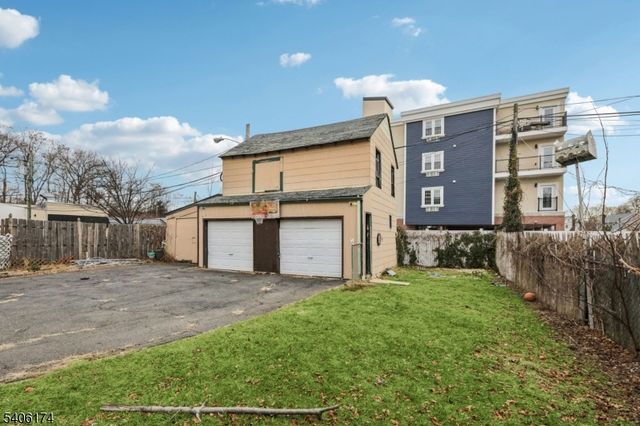 185 State St, Bloomfield Twp., NJ 07003