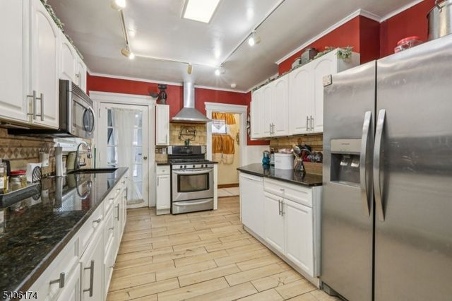 185 State St, Bloomfield Twp., NJ 07003