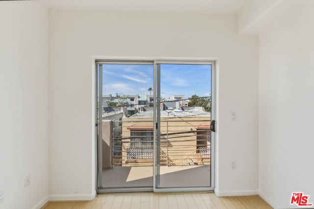 3637 Dunn Drive 104, Los Angeles, CA 90034