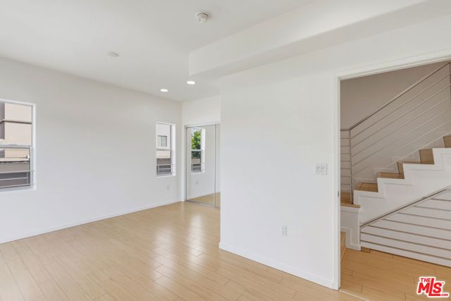 3637 Dunn Drive 104, Los Angeles, CA 90034