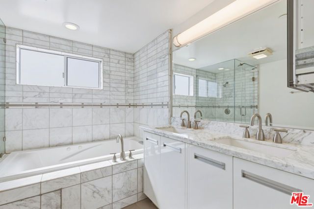 3637 Dunn Drive 104, Los Angeles, CA 90034