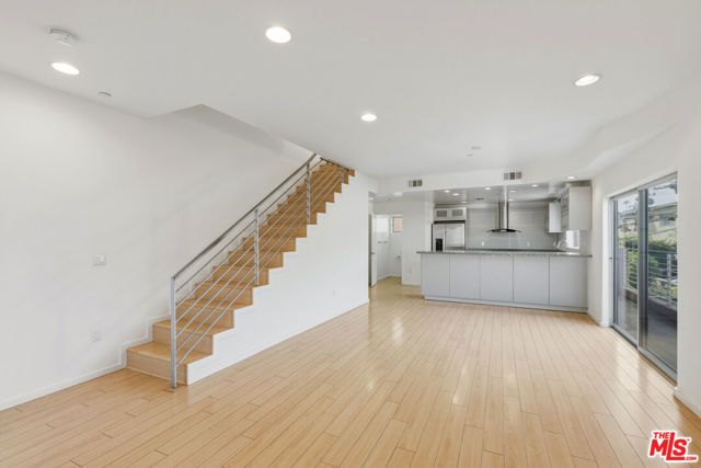 3637 Dunn Drive 104, Los Angeles, CA 90034