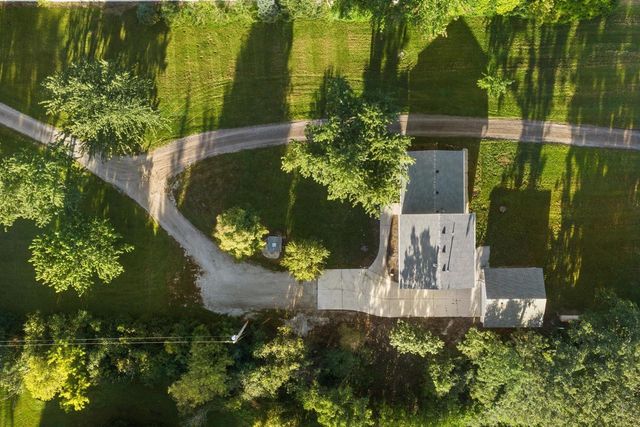 21234 Church ROAD, Union Grove, WI 53182