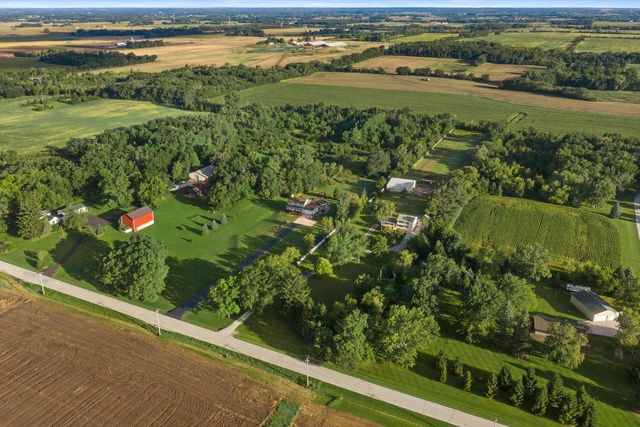 21234 Church ROAD, Union Grove, WI 53182